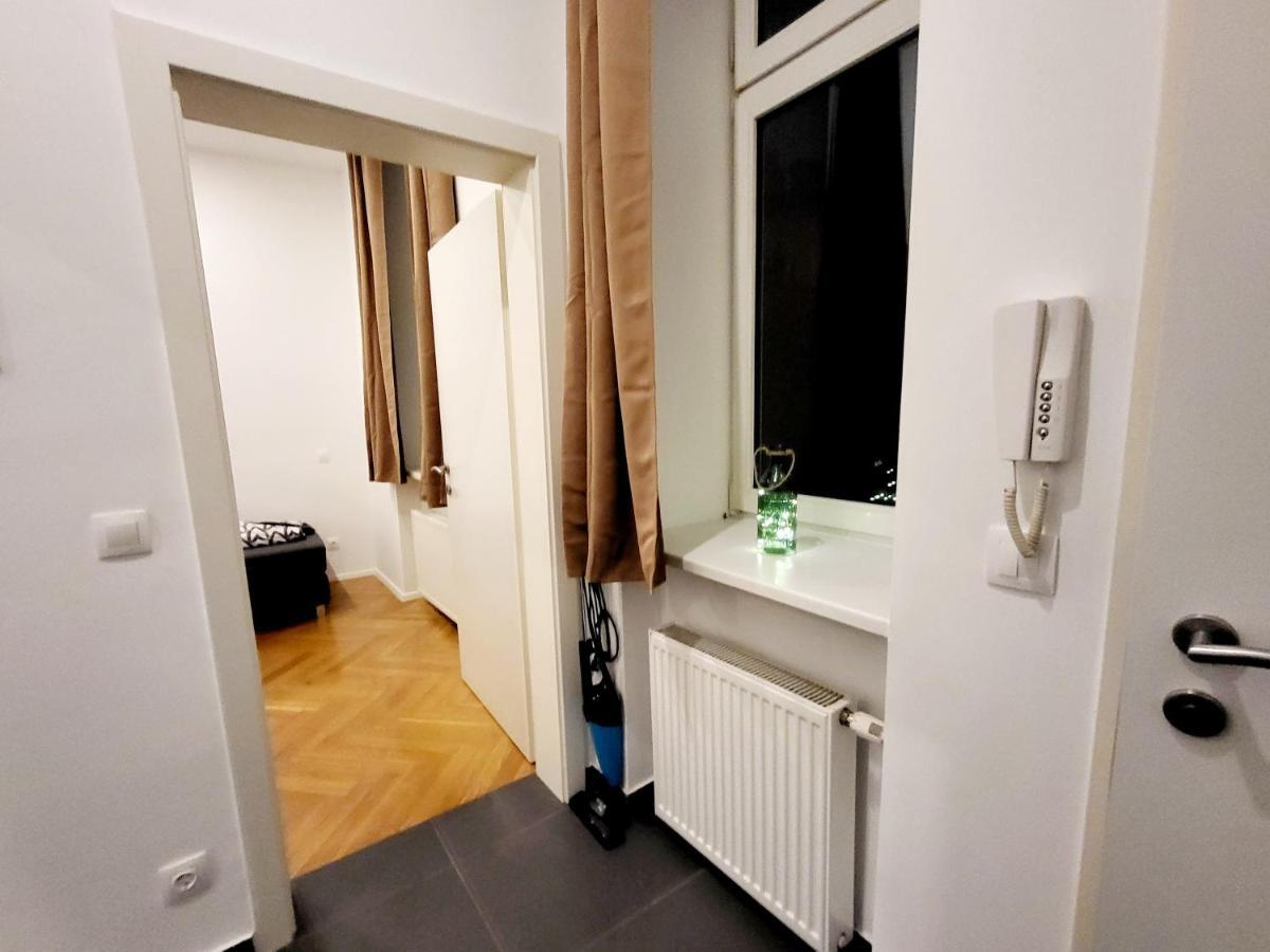 Apartment Hasengasse - Free Highspeed-Internet Vienna Exterior photo